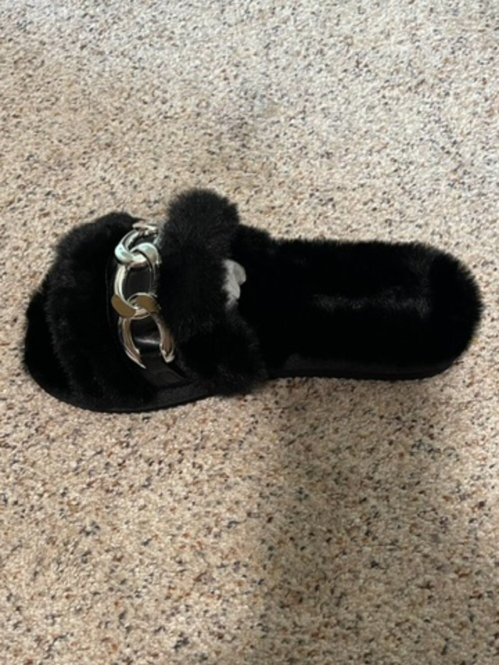 Michael Kors Scarlett Slippers Faux Fur Chain / Size 7